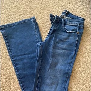 NEW BEBE HIGH WAIST JEANS SZ 25